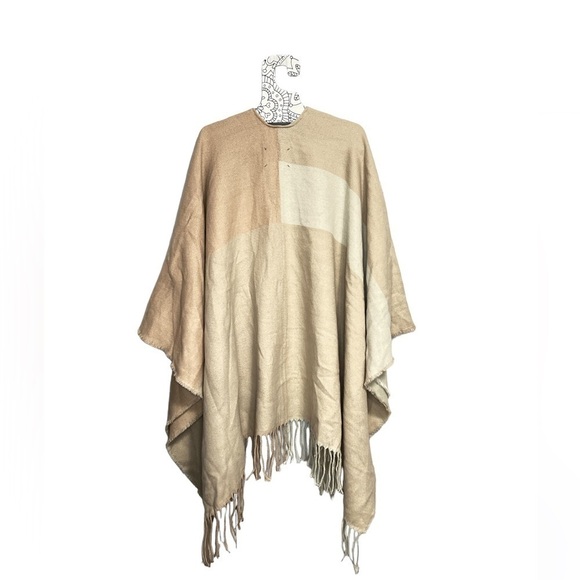 🆕 Soia & Kyo Light Pink & Cream Colorblocked Open Poncho W/ Scarf Hem OS Shawl - Picture 6 of 11